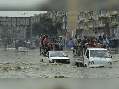 পাকিস্তানে বন্যার বলি ১৬৪, ঘরছাড়া কয়েক হাজার