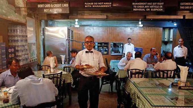 Eateries may soon have to pay tax on service charge 