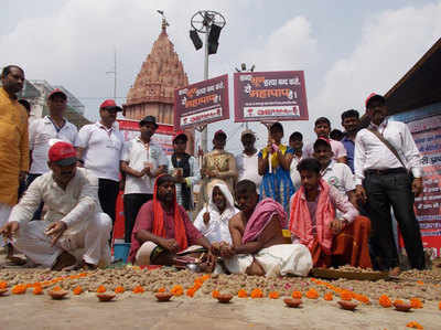 अनोखा श्राद्ध, 5000 अजन्मी बेटियों के लिए पिंडदान