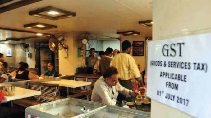 Despite govt advisory, eateries continue to levy service charge 