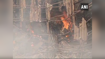 मुंबई के आरके स्टूडियो में लगी आग, कोई हताहत नहीं