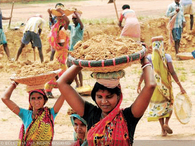 ಖಾಲಿಯಾಗಿದೆ ಉದ್ಯೋಗ ಖಾತ್ರಿ ಖಾತೆ !