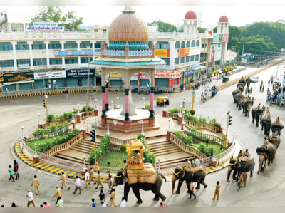 ಅರ್ಜುನನಿಗೆ ಮರದ ಅಂಬಾರಿ ತಾಲೀಮು