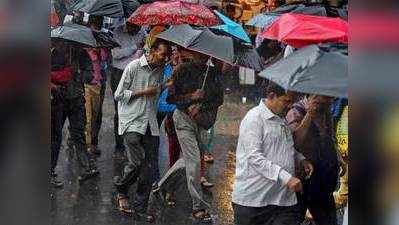 LIVE: मुंबई में भारी बारिश, जानें अपडेट