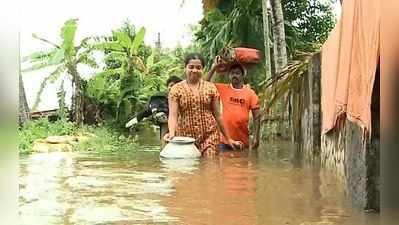 വെള്ളക്കെട്ട്: വള്ളംകളി നടത്തി നാട്ടുകാരുടെ പ്രതിഷേധം