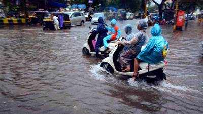 Incessant rains continue to lash Mumbai, more downpours expected 