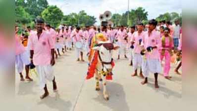 ಕಾಲಭೈರವೇಶ್ವರ ಪುಷ್ಕರಣಿಯಲ್ಲಿ ಆದ್ದೂರಿ ತೆಪ್ಪೋತ್ಸವ