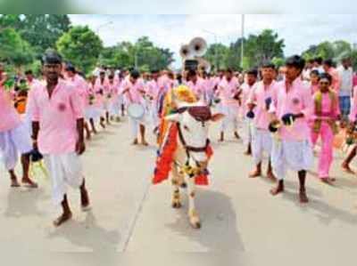 ಕಾಲಭೈರವೇಶ್ವರ ಪುಷ್ಕರಣಿಯಲ್ಲಿ ಆದ್ದೂರಿ ತೆಪ್ಪೋತ್ಸವ