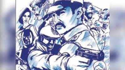 पुलिस की धमकी, रात को निकले तो उठा लेंगे