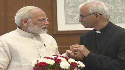 Father Tom Uzhunnalil, who was rescued from ISIS captivity meets PM Modi 