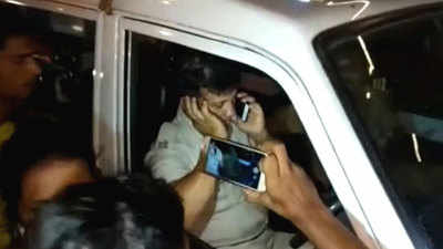 Mumbai cops caught drunk on duty 