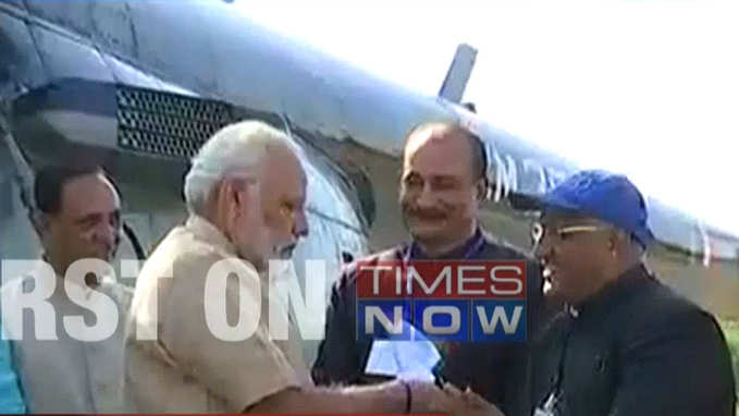 PM Modi arrives in Vadnagar, to inaugurate new projects in his hometown 