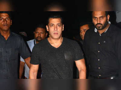 Zubair files police complaint against Salman Khan