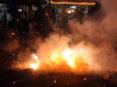 दिल्ली में पटाखों पर रोक, स्मॉग में आ सकती है कमी