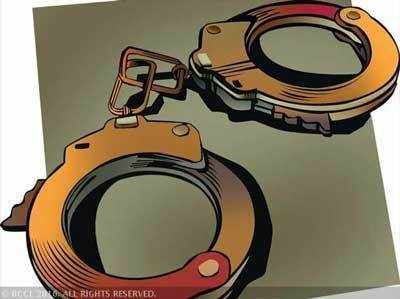 मुठभेड़ के बाद 12 हजार रुपये का इनामी बदमाश गिरफ्तार