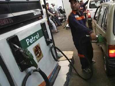 एमपी के लोगों को दिवाली गिफ्ट, सरकार घटाएगी पेट्रोल-डीजल के दाम