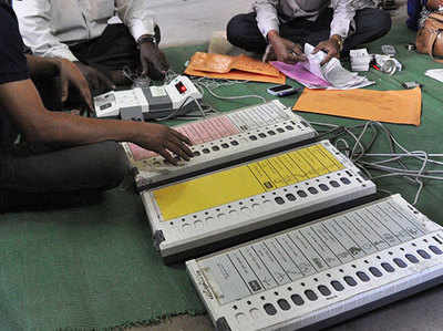 गुजरात और हिमाचल के चुनाव का आज ऐलान करेगा चुनाव आयोग