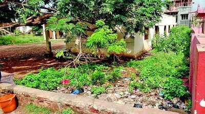 ಪಾಳು ಬಿದ್ದಿ ಹಳೇ ಬಿಇಒ ಕಚೇರಿ