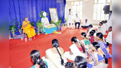 ಬುದ್ಧನ ಚಿಂತನೆಗಳನ್ನು ಅಳವಡಿಸಿಕೊಳ್ಳಿ