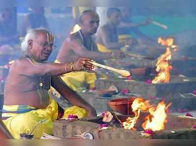 അബ്രാഹ്മണരെ പൂജാരിമാരാക്കാനുള്ള നീക്കത്തിനെതിരെ കോണ്‍ഗ്രസ്