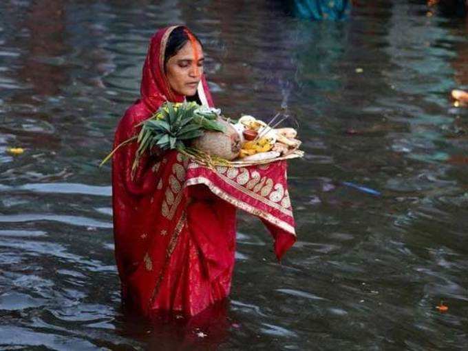 अगर पूजा करने घाट पर जाएं