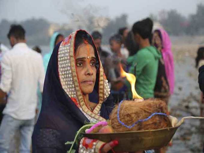 देश के हर हिस्से में दिखा आस्था का विहंगम दृश्य