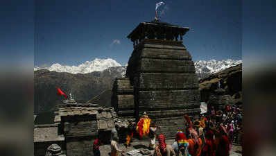 भगवान तुंगनाथ मंदिर के बंद हुए कपाट, मक्कूमठ में होगी शीतकालीन पूजा