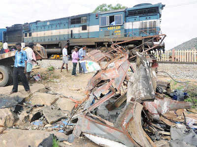 पूर्वोत्तर की ट्रेनों में 8 साल में 68 दुर्घटनाएं 250 लोगों की मौत