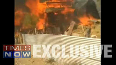 Major fire erupts in Handwara, over 2 dozen residential structures gutted 