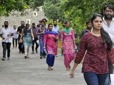 900 பேர் தமிழகத்தில் ஐஏஎஸ், ஐபிஎஸ் தேர்வில்  பங்கேற்பு