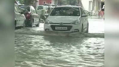 तमिलनाडु में बारिश का कहर जारी, चेन्नै में 93 फीसदी अधिक बारिश