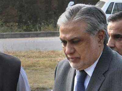 पाकिस्तान में वित्त मंत्री इशाक डार पर कसा SC का शिकंजा, व्यक्तिगत रूप से अदालत में पेश होने का आदेश