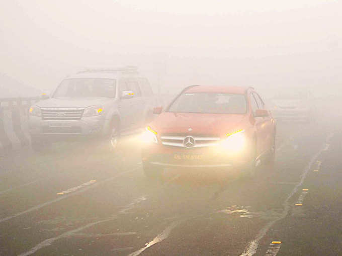 डीफ्रॉस्टर और विंडशील्ड वाइपर को करें अजस्ट