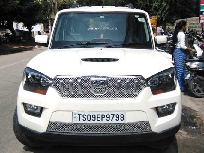 mahindra-2