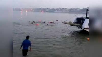 కృష్ణా నదిలో బోటు బోల్తా.. 30 మంది గల్లంతు