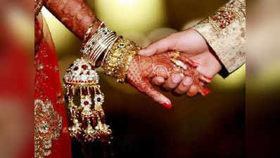 गुजरात में होनी हैं 25 हजार शादियां, बीजेपी-कांग्रेस ने की चुनाव की तारीख आगे बढ़ाने की डिमांड