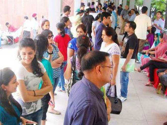 DTU में प्रफेसर के 61 पद