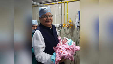 छत्तीसगढ़: CM रमन सिंह की बहू के लिए अस्पताल के एक फ्लोर को खाली कराया गया