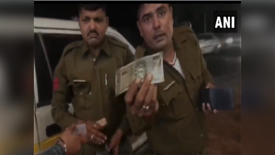 पानीपतः ढाबे पर नशे में धुत पुलिसकर्मियों की बहस, सस्पेंड