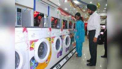 अगली बार वॉशिंग मशीन, रेफ्रिरेजटर जैसे वाइट गुड्स पर GST रेट घटाकर महिलाओं को खुश करेगी सरकार