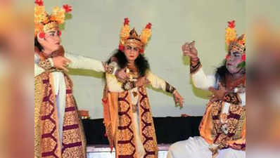 योगी के ऐलान के बाद अयोध्या के मंच पर लौटीं विदेशी रामलीलाएं