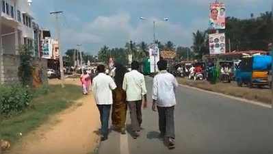 முதல்வா் வருகைக்காக நிறுத்தப்பட்ட
ஆம்புலன்ஸ்; அவதிக்குள்ளான பெண் நோயாளி.!