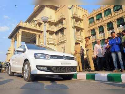 ಕೋಟಿ ಹಣ ಸಿಕ್ಕ ಪ್ರಕರಣ: ಕೈ ತೊಳೆದುಕೊಂಡ ಎಸಿಬಿ