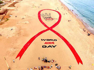एड्स दिवस: सुदर्शन पटनायक ने रेत पर बनाया सबसे बड़ा रेड रिबन