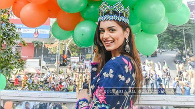 Miss World 2017 Manushi Chhillars homecoming parade in Mumbai 