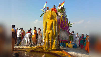 ಅರೆತಿಪ್ಪೂರಿನಲ್ಲಿ ಬಾಹುಬಲಿಗೆ ಮಸ್ತಕಾಭಿಷೇಕ