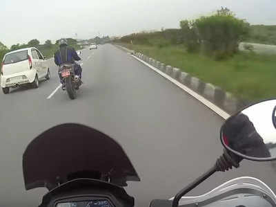 विडियो: टीवीएस अपाचे आरआर 310 बाइक की टॉप स्पीड 160 kmph से भी ज्यादा!