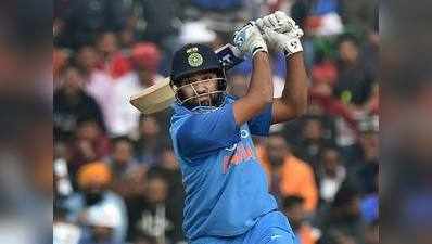 India vs SL: रोहित शर्मा ने पूरे किए टी20 इंटरनैशनल में 1500 रन