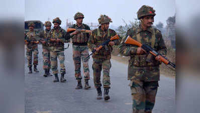 श्रीनगर के कई हिस्सों में लगाई गई पाबंदी, नेता नजरबंद