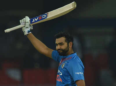 रोहित के सबसे तेज शतक के दम पर भारत ने बनाए 260 रन